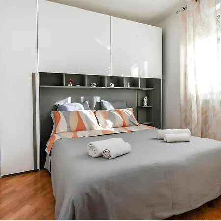 Suite Isola-Centrale 15 Minuti Dal Duomo M5 Milan Exterior photo